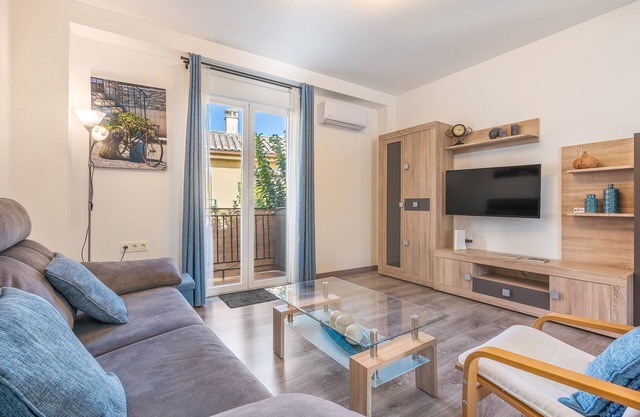 Apartment 'Piso En Centro Histrico' with Private Terrace, Wi-Fi and Air Conditioning