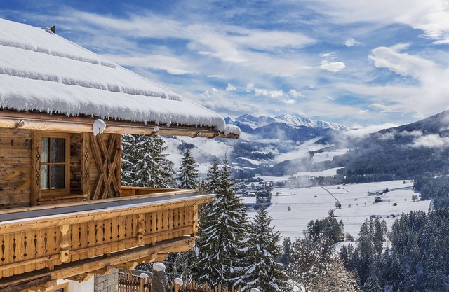 Apartment Piz da Peres - Geiselsberg with Mountain View, Pool, Sauna, Wi-Fi & Garden