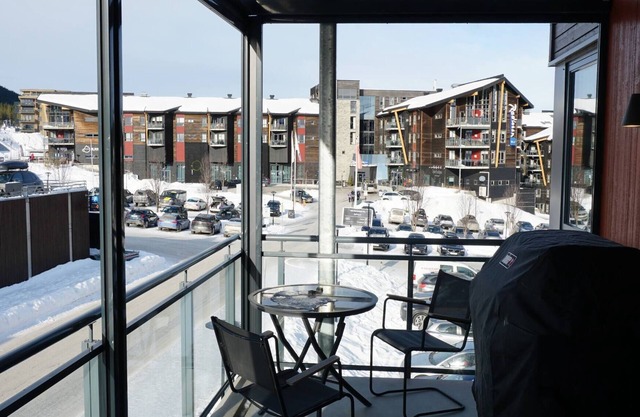 Apartment right on the bike arena