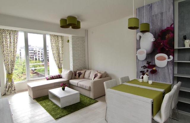 Apartment South Park - Louis Eyer