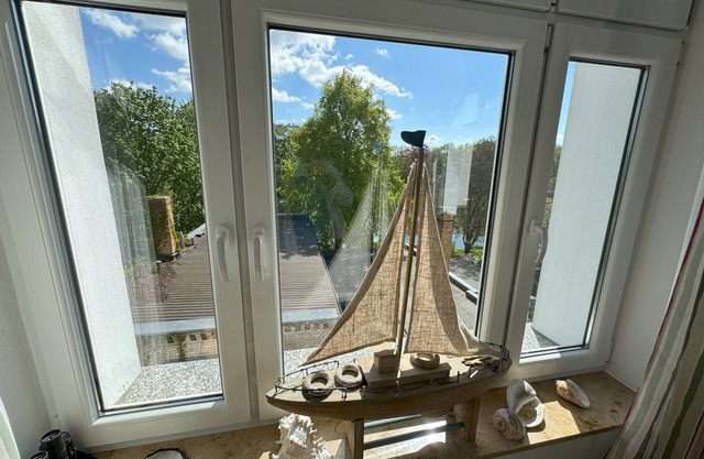 Apartment 'Stilvolles Ruhiges' with Balcony and Wi-Fi