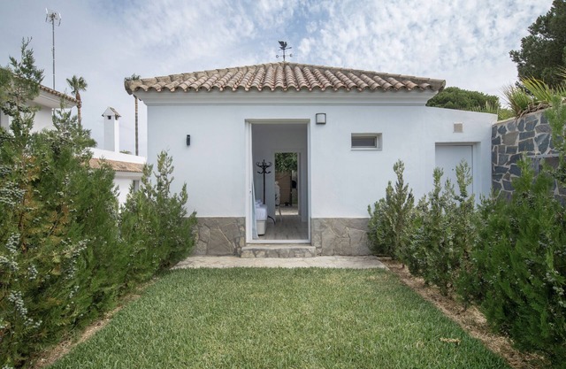 Apartment 'Suite 7 In Natural Park' with Shared Pool, Wi-Fi and Air Conditioning