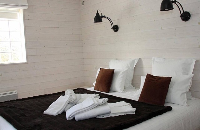 Apartment-Superior-Ensuite with Bath-Garden view-Au Rez-de-chaussee