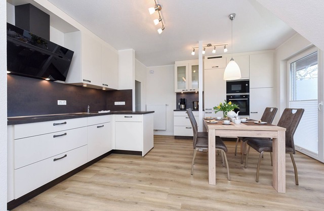 Apartment top left - House Fallen anchor