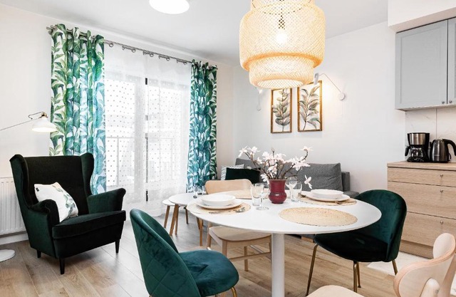 Apartment Walońska with FREE PARKING Wrocław by Noclegi Renters