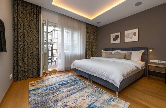 Apartment with terrace Old Town