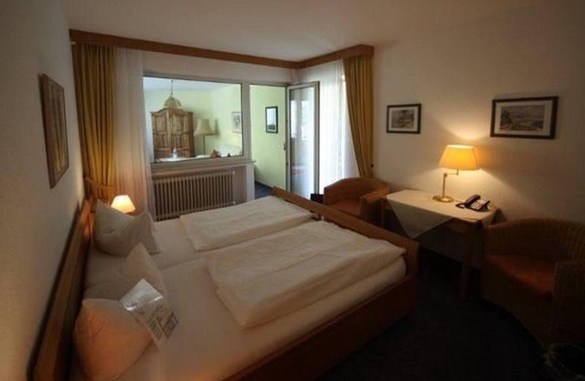 Apartment with balcony - Hotel Am Schwanenweiher