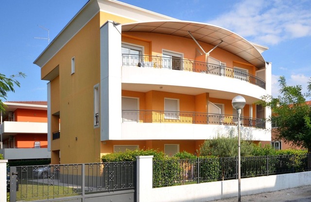 Apartment with garden in Bibione