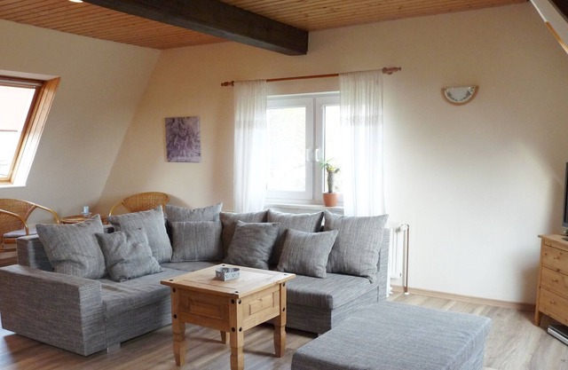 Apartment with terrace, lake view and close to nature for 4 (max 6) persons