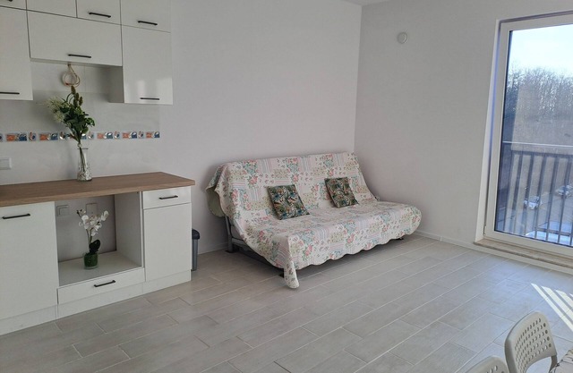 Apartment with WiFi, TV and parking in Zielonka near Warsaw