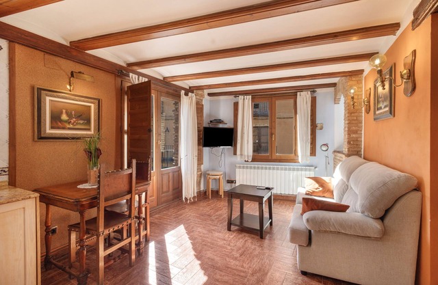 Apartment 'Zayda' with Balcony, Wi-Fi and Air Conditioning