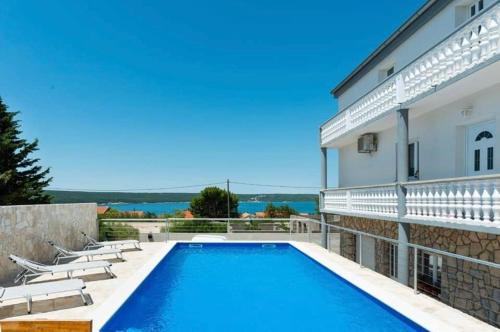 Apartments Ana