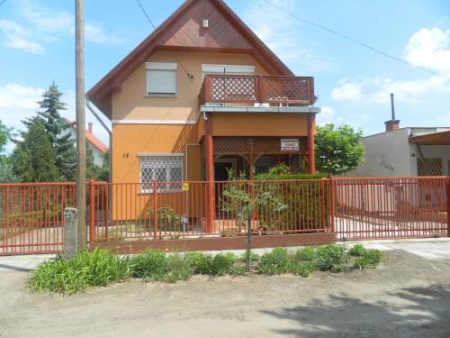 Apartments in Cserkeszolo - Ostungarn 34460