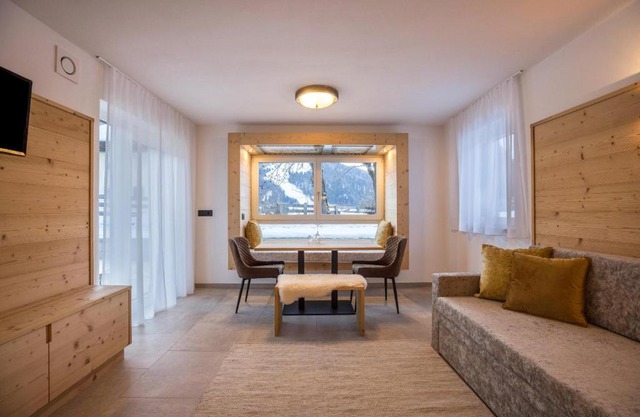 Apartments Armeri Black Dolomites