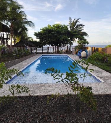Apo Breeze Resort