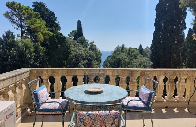 Appartamento con Terrazza Vista Mare , Aria Condizionata Accesso al Mare