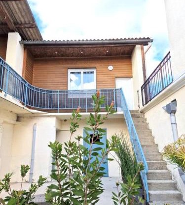 Appartement indépendant.