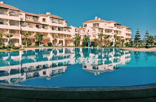 Appartement Spacieux en Bord de mer