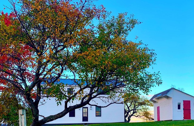 Apple Tree Farmhouse in Warren, Vermont