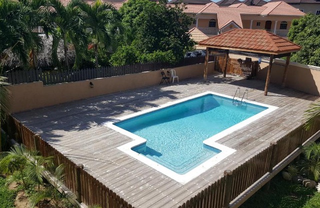 Apt 12, Executive Suites JA - Palms