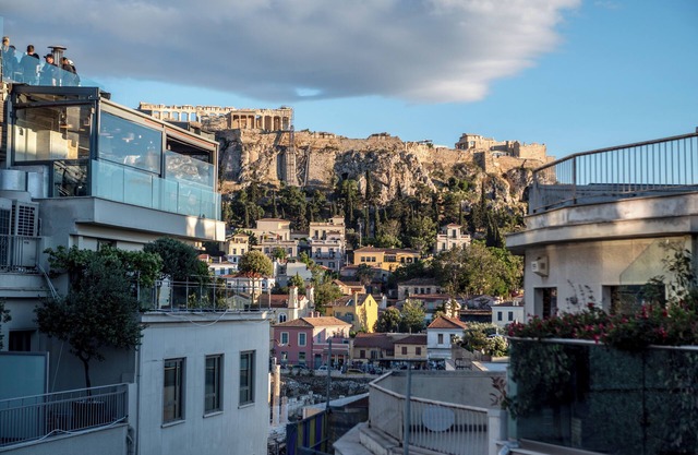 Apt in Monastiraki with balcony and Acropolis view