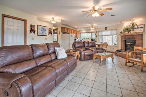 Apt in Pisgah Natl Forest! Fireplace and Mtn Views