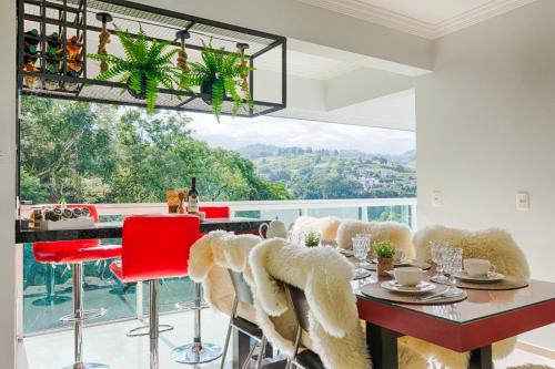 APT MODERNO À 60 METROS DO TERMAS