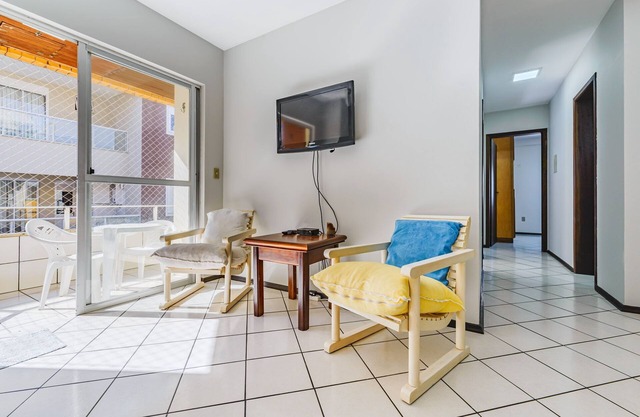 Apt w/Balcony 250m Mariscal Beach Cra304