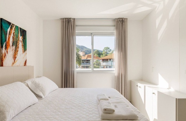 Apto 2 quartos em condomínio club | Cachoeira