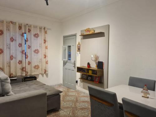 Apto boqueirão Praia Grande 800 MTS Praia