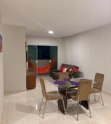 Apto de 3 Quartos Vista lateral do Mar a 2km da praia do Araçagy