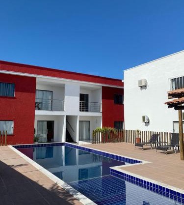 APTO NOVO TODO MOBILIADO A 400 M DA PRAIA Sensacional