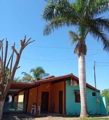 Apto suíte Triplo com Ar e Frigobar