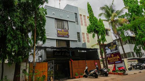 Aradhya Executive Koregoan Park