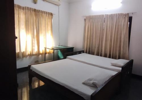 AryaBhadhra Cottages 4 Room - 2