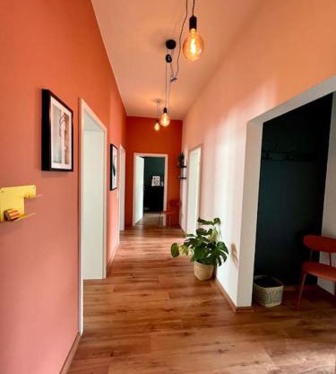 Atelier Noé ROSÉ- Kunstvoll Wohnen - Wunderbares Frühstück möglich - Ruhig und nah am Zentrum -