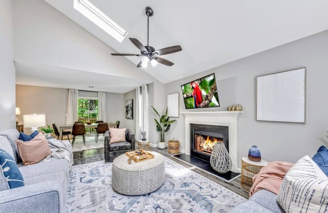 ATH - Kennesaw - 3BR - Pet Friendly - (4210)