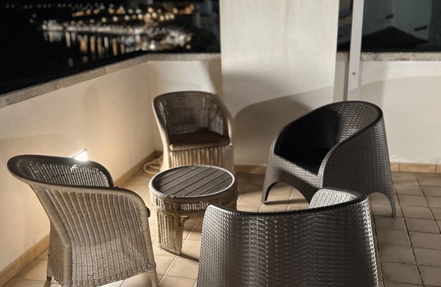 Atico Único y Exclusivo con Vistas al Puerto de Mahón en Menorca