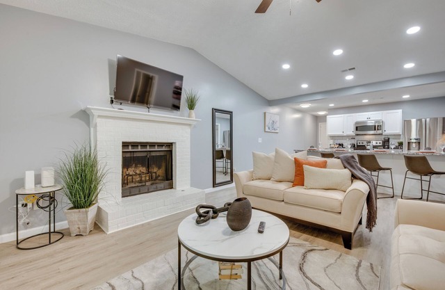 Atlanta Getaway w/Private Yard: 3 Mi to Airport