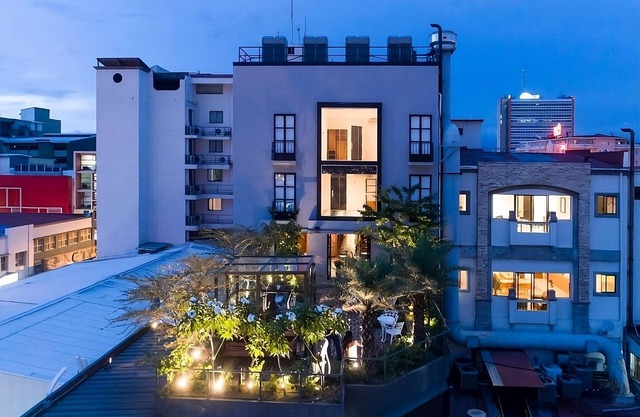 Attend a Concert at Parque Morazán! Free Parking, Pet-Friendly Property