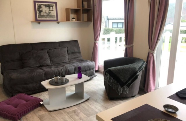 AU Pied DU LAC ET Plage Chalet 35m2 Tout Confort Wifi