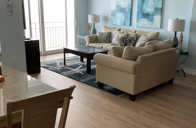 AUGUST DATES ON SALE! Summer isn't Over, Get to the Beach! Cyndi 386-361-5882