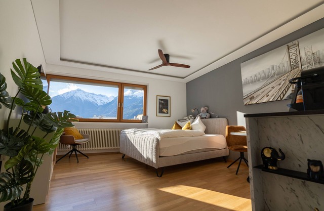 Ausblick Kleinjuwel im Herzen Merans mit Parkplatz, Panoramablick und Bike Raum