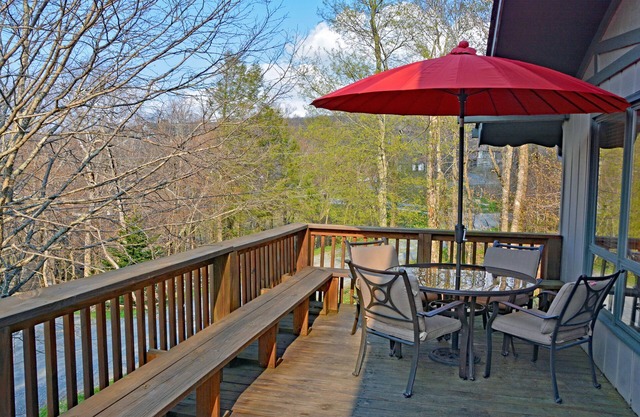 Autumn at Beech/nMountain Views, Stone Fireplace, & Cozy Comforts