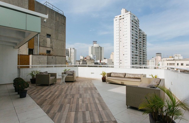 AV0109 - Studio at Avanhandava next to Mancini