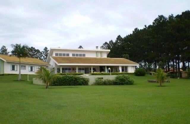 Avare Dream House at the Jurumirim Dam