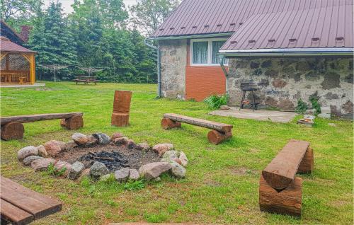 Awesome Apartment In Dominikowo