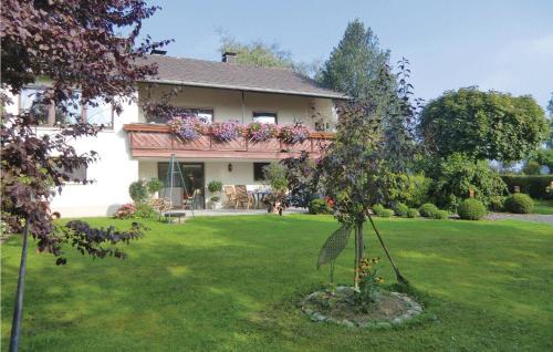 Awesome Apartment In Nusbaum With Wifi