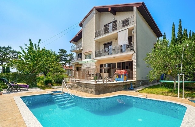 Awesome apartment in Rijeka with WiFi
