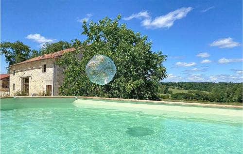 Awesome Home In Lussas Et Nontronneau